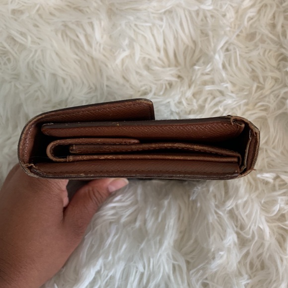 Louis Vuitton wallet - Picture 15 of 16